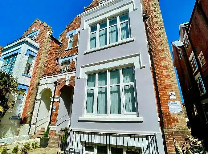 Sea Breeze Apartments