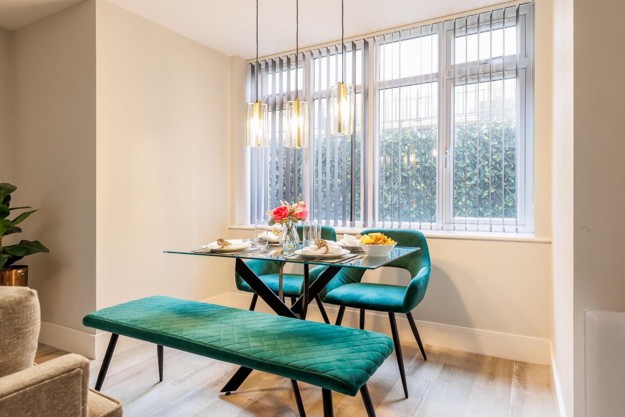 Sea Breeze Apartment *